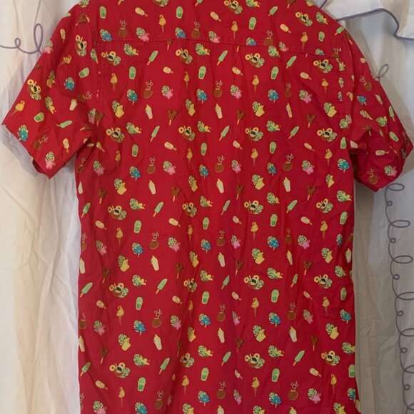 Disney Parks Aloha Polynesian Snacks & Treats Button Down Shirt Size Medium - Picture 2 of 4